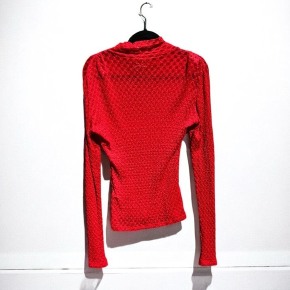 🌻NEW w/o tags FRAME Cherry Red Mesh Stretch Lace Turtleneck Top Size Medium - Picture 10 of 13